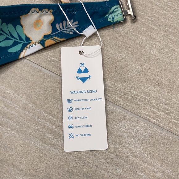 🌊NWT Beachsissi Women’s one piece swimsuit🌊 - Picture 5 of 7